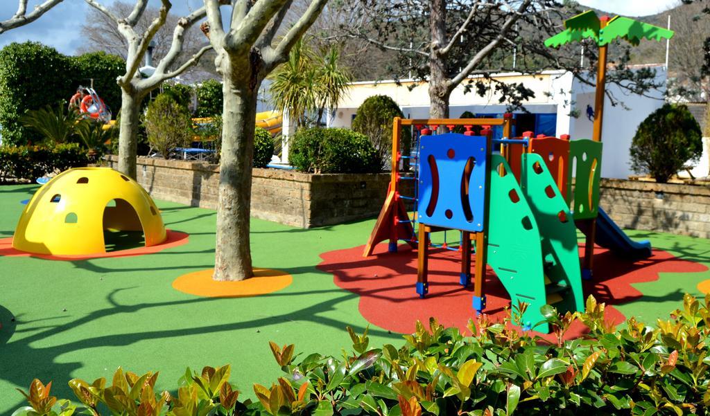 Camping Sant Miquel Hotel Colera Buitenkant foto